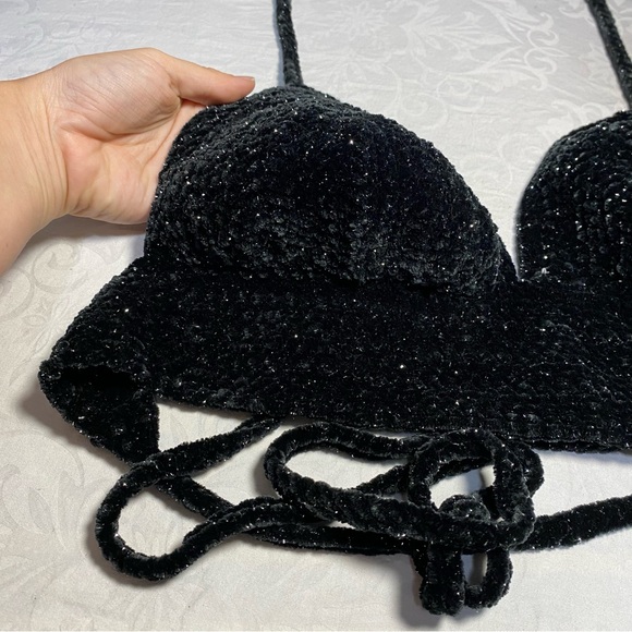 Hand Knit Thick Halter Top Triangle Bralette Velvet Yarn Crochet Crop Top L/XL - Picture 5 of 9